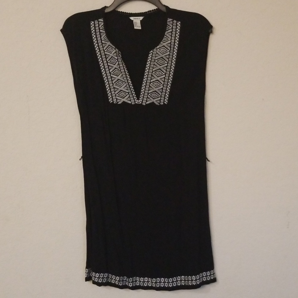 Forever 21 Black Embroidered V-neck Dress
